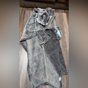 Cozy Gray Hooded Blanket